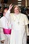 조정래 “교황, 정치인들에 각성의 따귀”