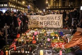 “전쟁 아닌 사랑” 브뤼셀 광장바닥에 빼곡한 기원