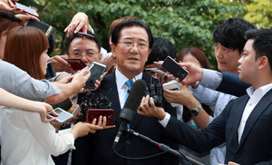 박준영 의원, 영장심사 출석 “공천헌금은 대단한 오해”