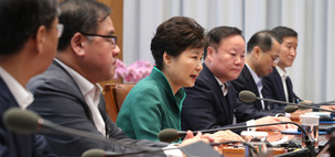 송민순 전 장관 “제재는 게으른 사람들의 외교 수단”
