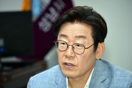 생일 한달 차이…‘금수저’ ‘흙수저’ 대비