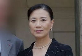 ‘호텔공사장 갑질’ 이명희씨 폭행·업무방해 혐의로 입건
