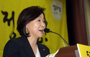 정의당 신임 대표에 심상정…“총선승리·진보집권 길 열겠다”